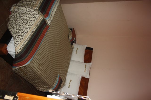 roomswetlandhotels13.jpg